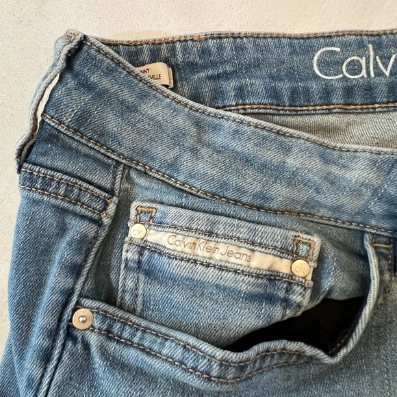 CALVIN KLEIN Women’s Ankle Skinny Jeans, Size 32. - Picture 2 of 7